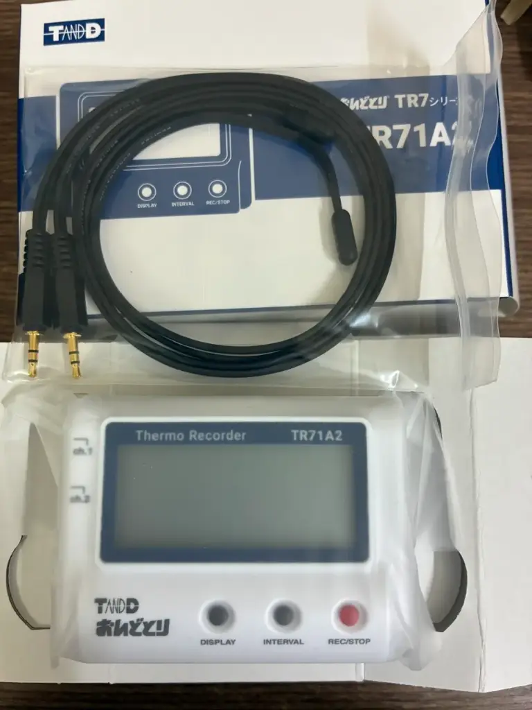 Nhiệt kế điện tử T&D TR-71A2